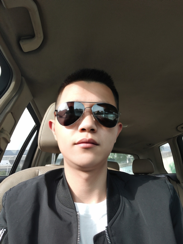 葛先生的第二张照片--都江堰蓝颜知己交友网